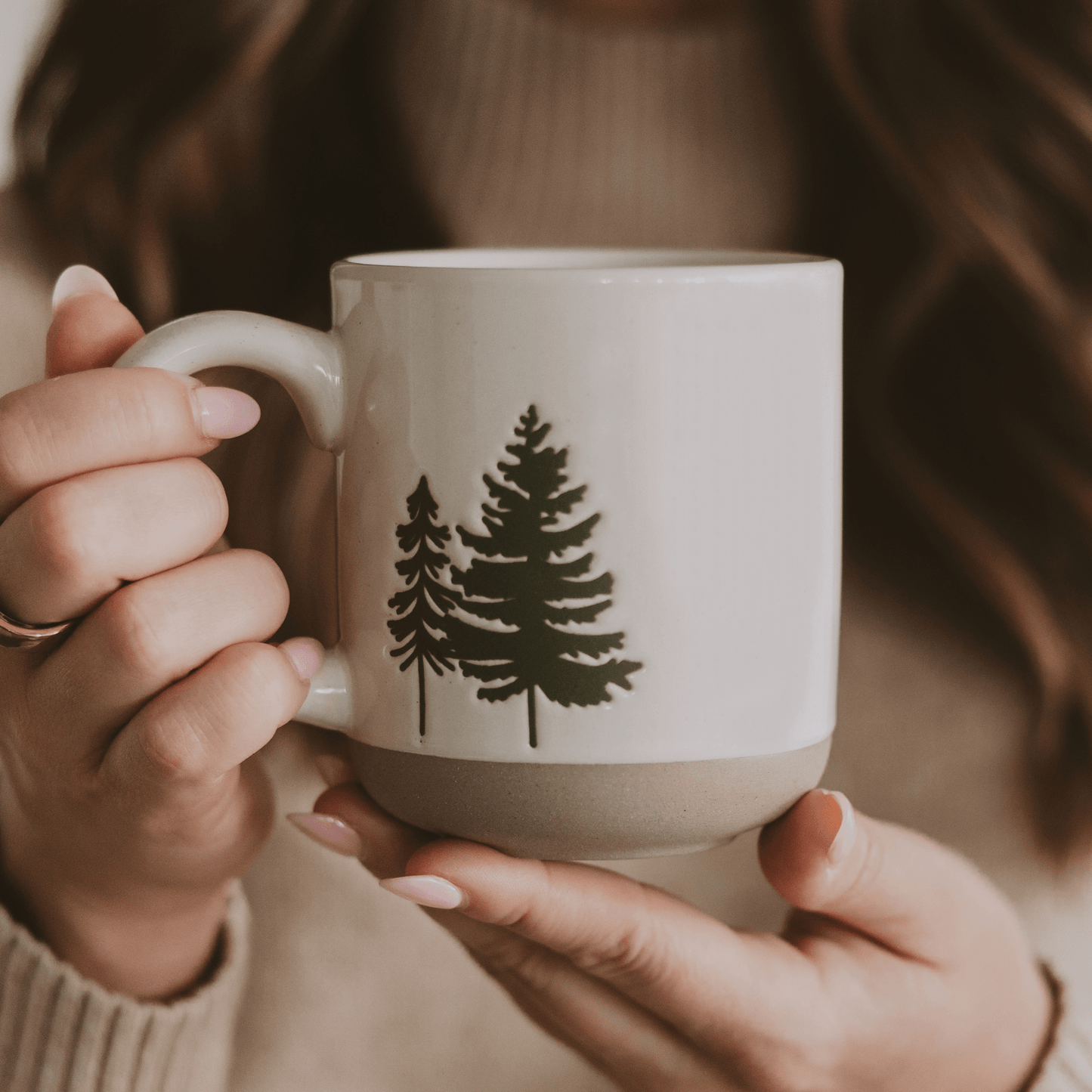 Green Trees 14oz. Cream Stoneware Coffee Mug